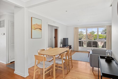 Flanders  Pet-friendly near Hampton Village