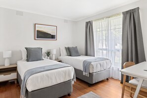 2 bedrooms, iron/ironing board, WiFi (free), bed sheets