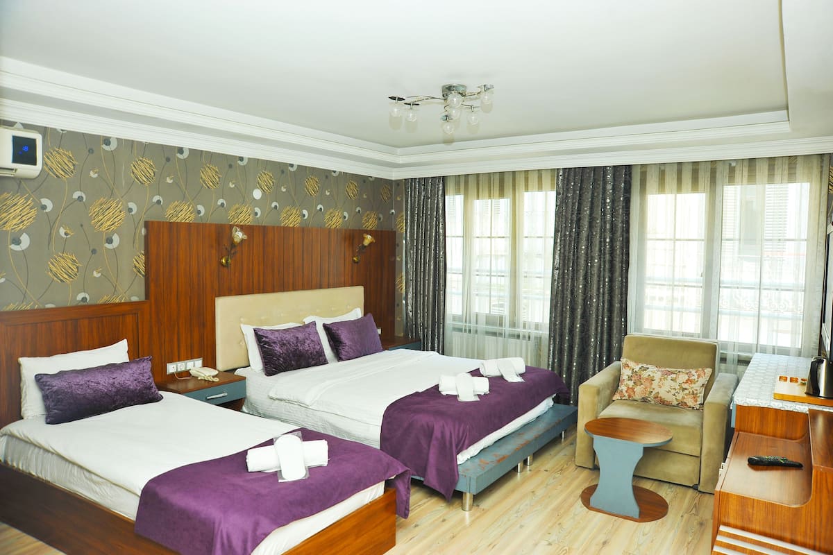 1 chambre, literie de qualité supérieure, minibar, bureau