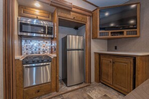 Mobile Luxury-Unterkunft, 1 Schlafzimmer | Eigene Küche