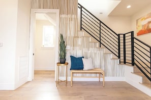 Interior - 1816w11th · Luxury Mansion Breathtaking Skyline & Pool (Austin)