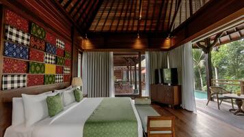 Egyptian cotton sheets, premium bedding, down duvets, pillow-top beds