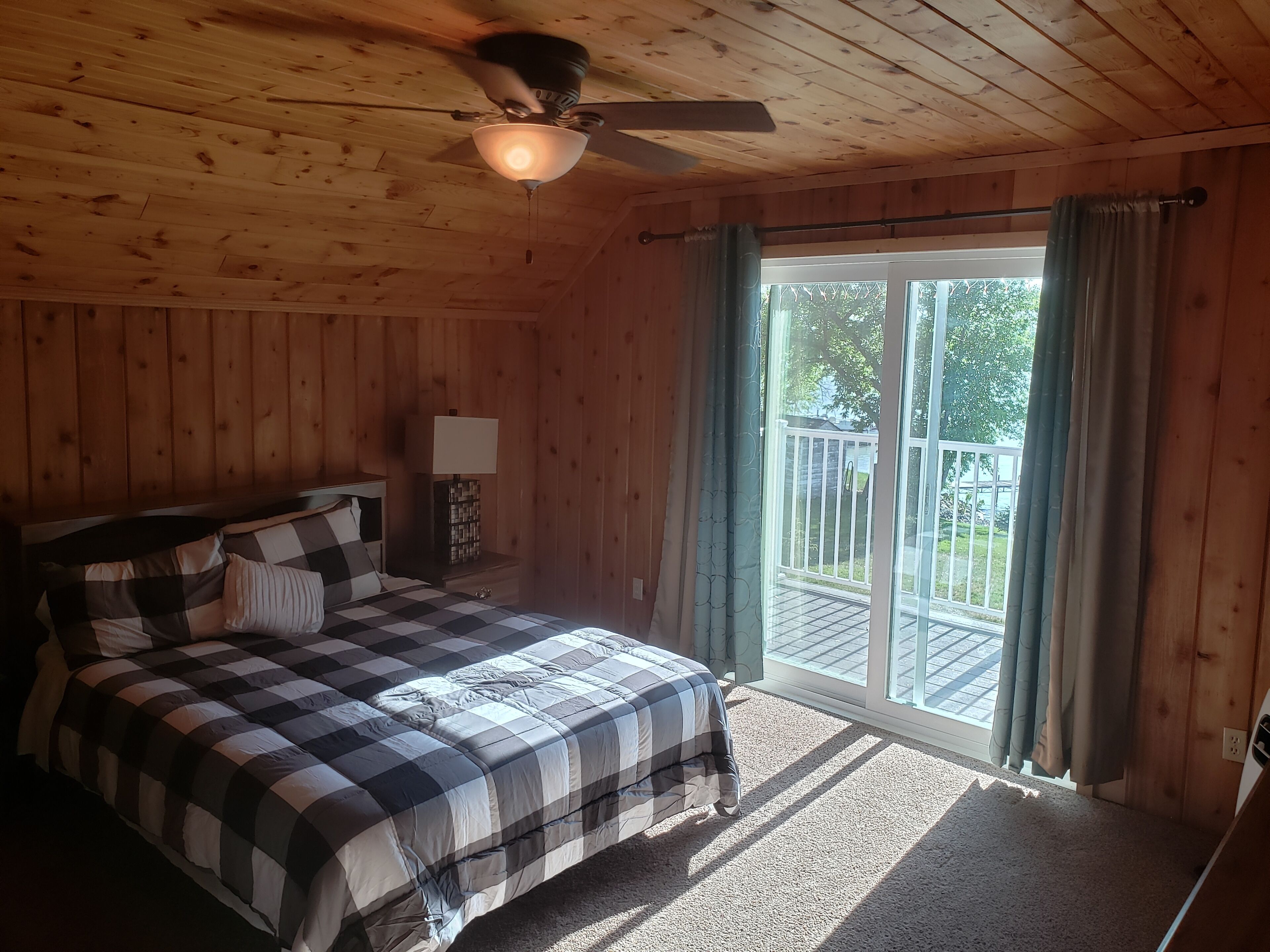 2 chambres, lit parapluie, Wi-Fi gratuit, draps fournis