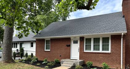 Cozy Home with Walking Distance to Scott Stadium