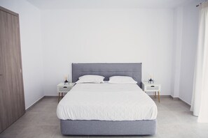 8 bedrooms, WiFi, bed sheets - Starlight Villas-8bd, Available For Events (Rethimno)