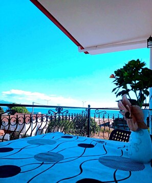 Apartment | Terrace/patio - Vila Camellia  (Volvi)