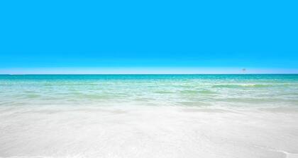 Scallop Season Brand-New Coastal Retreat – Near Weeki Wachee, Pine Island Beach & Top Attractions!