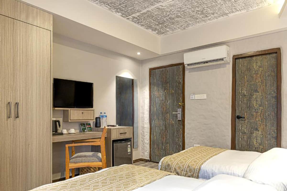 Superior-Zweibettzimmer | Individuell dekoriert, individuell eingerichtet, Schreibtisch