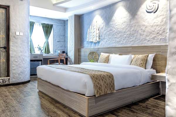 Decoración personalizada, muebles diferentes y escritorio