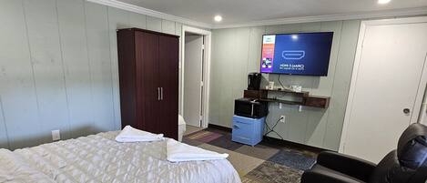 1 soverom, internettilgang og sengetøy