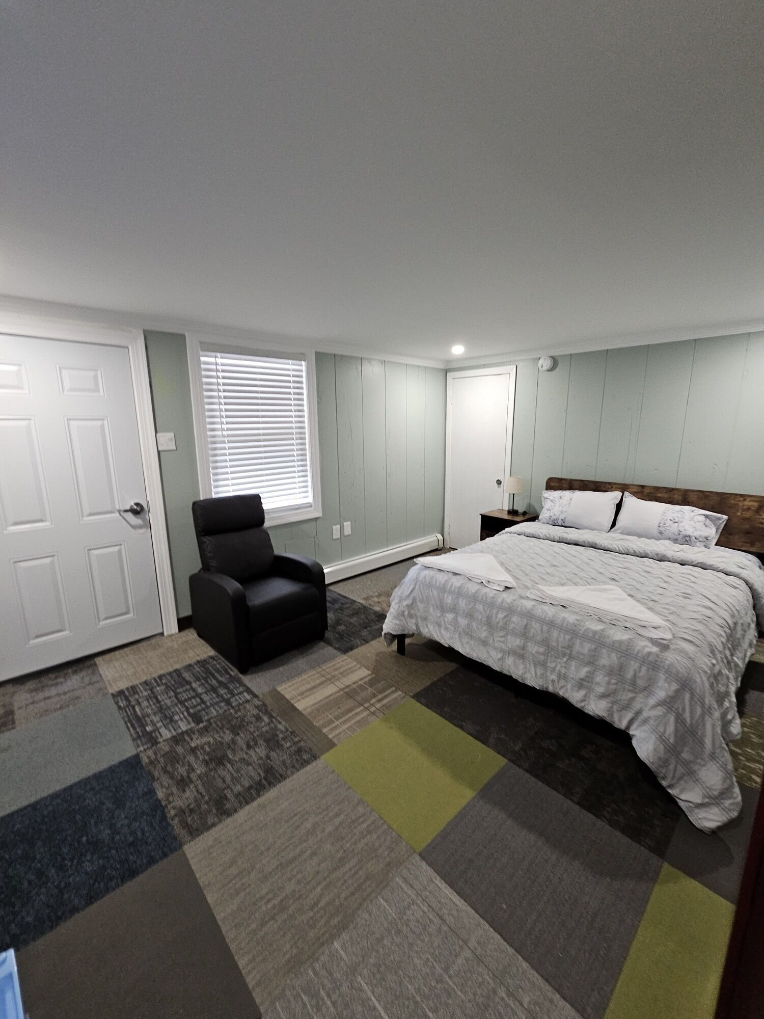 1 habitación, internet y ropa de cama 