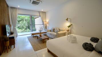 Private Pool Onsen | Tallelokero huoneessa, työpöytä, ilmainen Wi-Fi