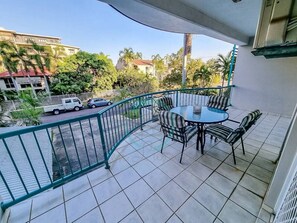 Executive Apartment | Terrace/patio - ZEN CITY MODERN - 1 BR City Apartment (Larrakeyah)