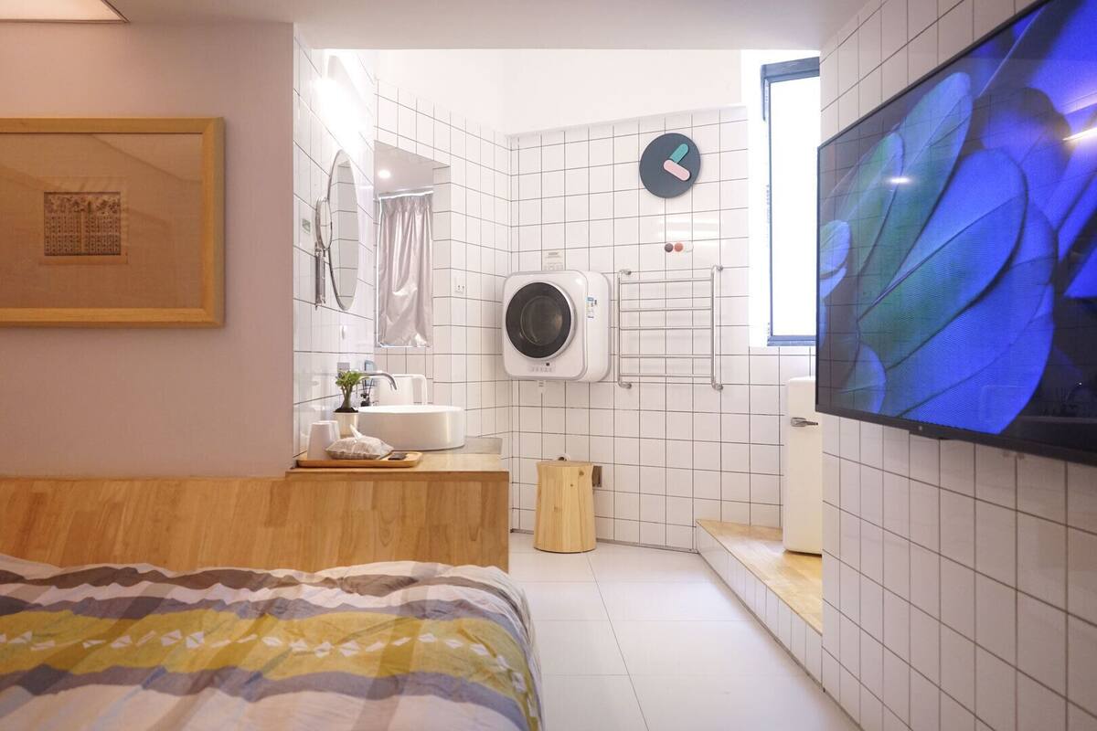 Elite Room, Multiple Beds | 1 bedroom, premium bedding, down comforters, minibar