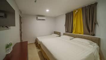 Family Room | 1 bedroom, free WiFi