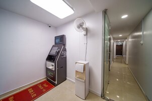 Check-in-/Check-out-Schalter