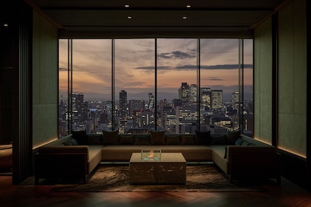 Lobby. The Royal Park Hotel Iconic Nagoya