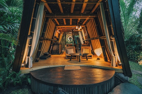 ๋ฃธ (Hideout Zen) | ๊ฑฐ์ค ๊ณต๊ฐ