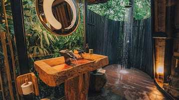 Hideout Zen | Bathroom | Shower, rainfall showerhead, free toiletries, soap