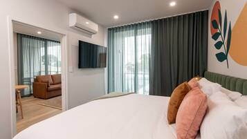 1 bedroom, free WiFi, bed sheets