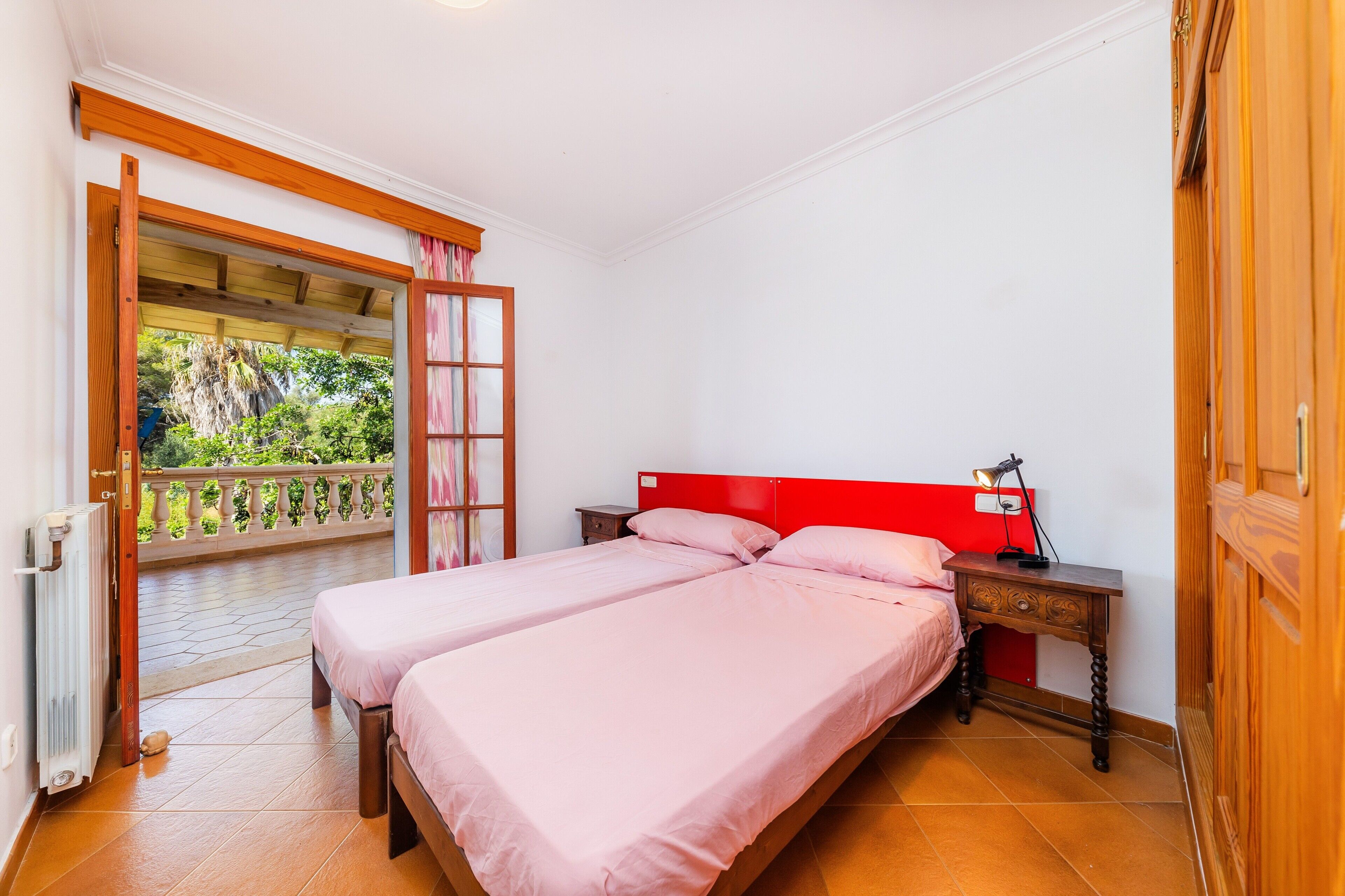 4 soverom, wi-fi (inkludert) og sengetøy