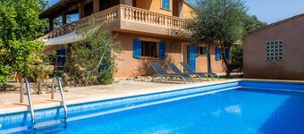 Country House "Sa Plana" with Private Pool, 2 Private Terraces & Wi-Fi