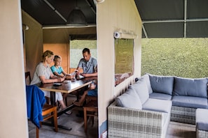 Interior - Safari Tent in Nommern near Forest (Nommern)