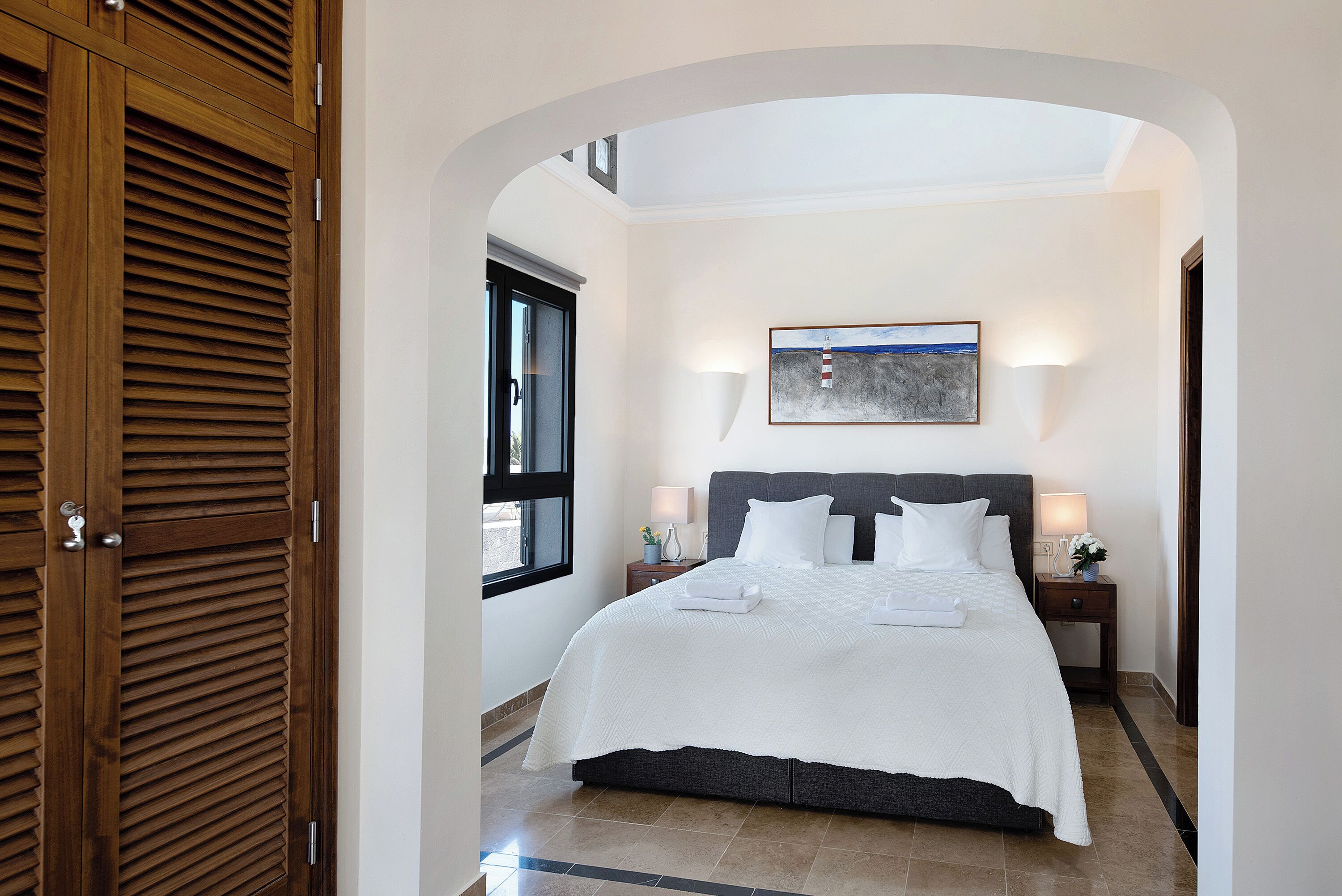 3 habitaciones, tabla de planchar con plancha y wifi gratis 