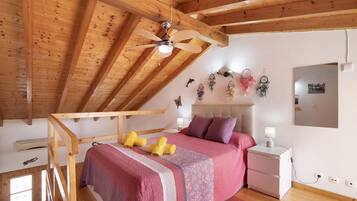 1 bedroom, free WiFi, bed sheets