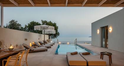 Design Villa - Beachfront boho inspired by etouri!