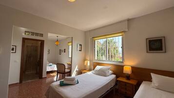 2 slaapkamers, gratis wifi, beddengoed