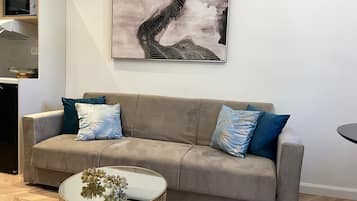 House, 2 Bedrooms | Living area