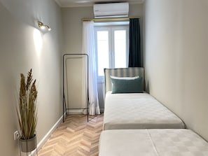 Casa, 2 quartos | 1 quarto, ferros/tábuas de passar roupa, Wi-Fi de cortesia
