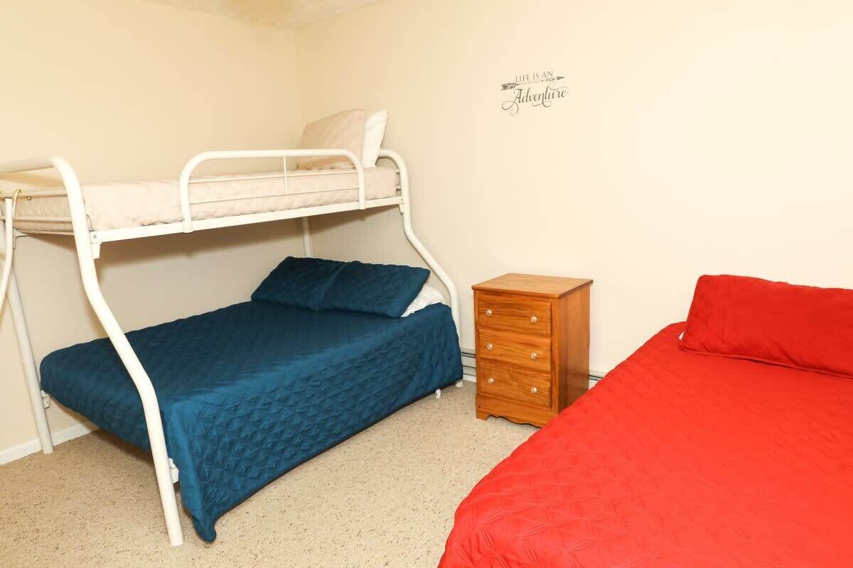2 Schlafzimmer, Bügeleisen/Bügelbrett, WLAN, Bettwäsche