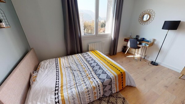 3 bedrooms, WiFi, bed sheets