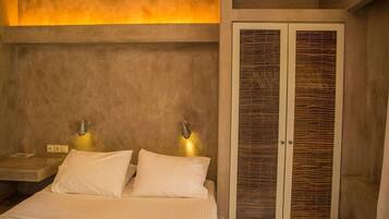 2 bedrooms, in-room safe, free WiFi, bed sheets