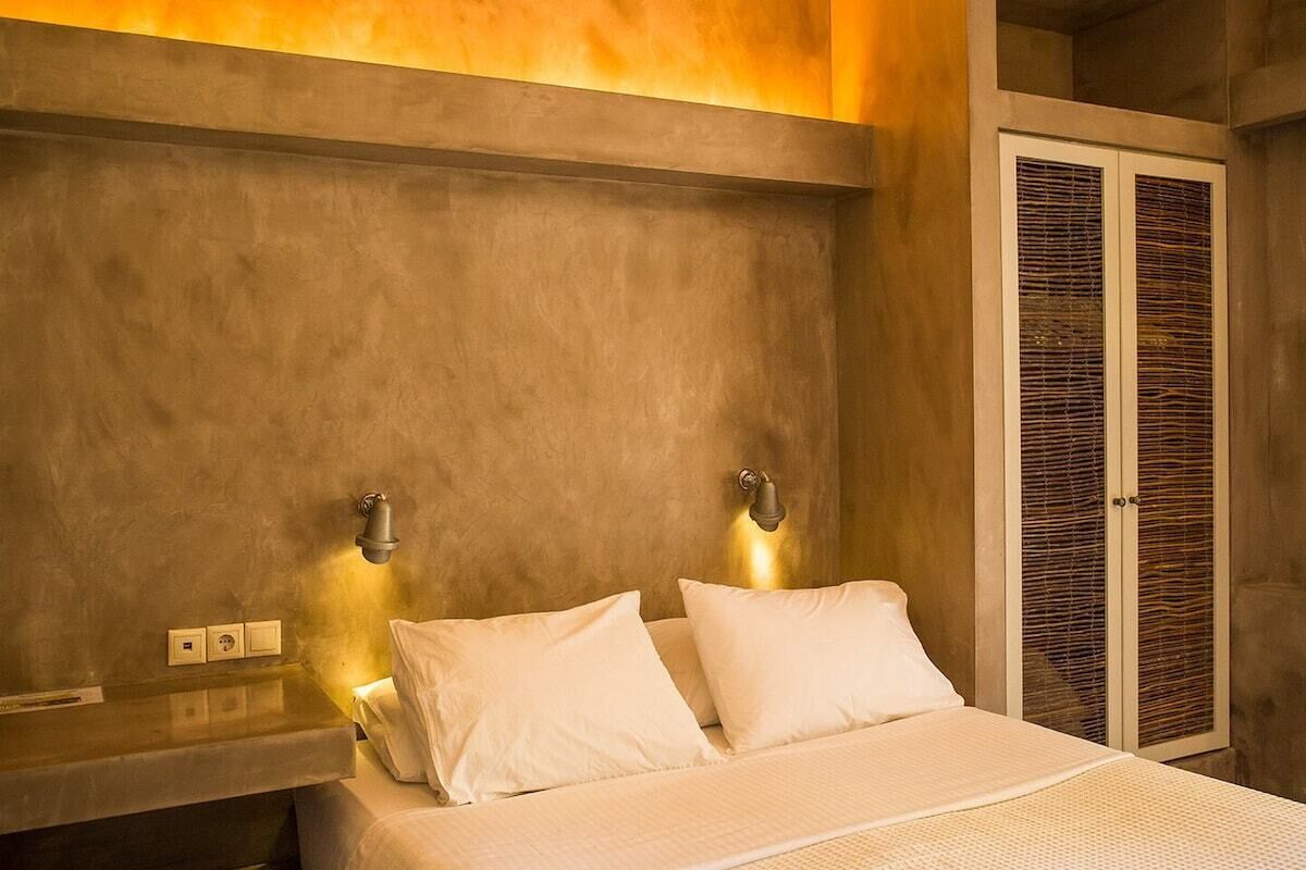 2 bedrooms, in-room safe, free WiFi, bed sheets