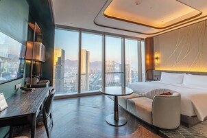 Premium bedding, down duvets, minibar, individually decorated