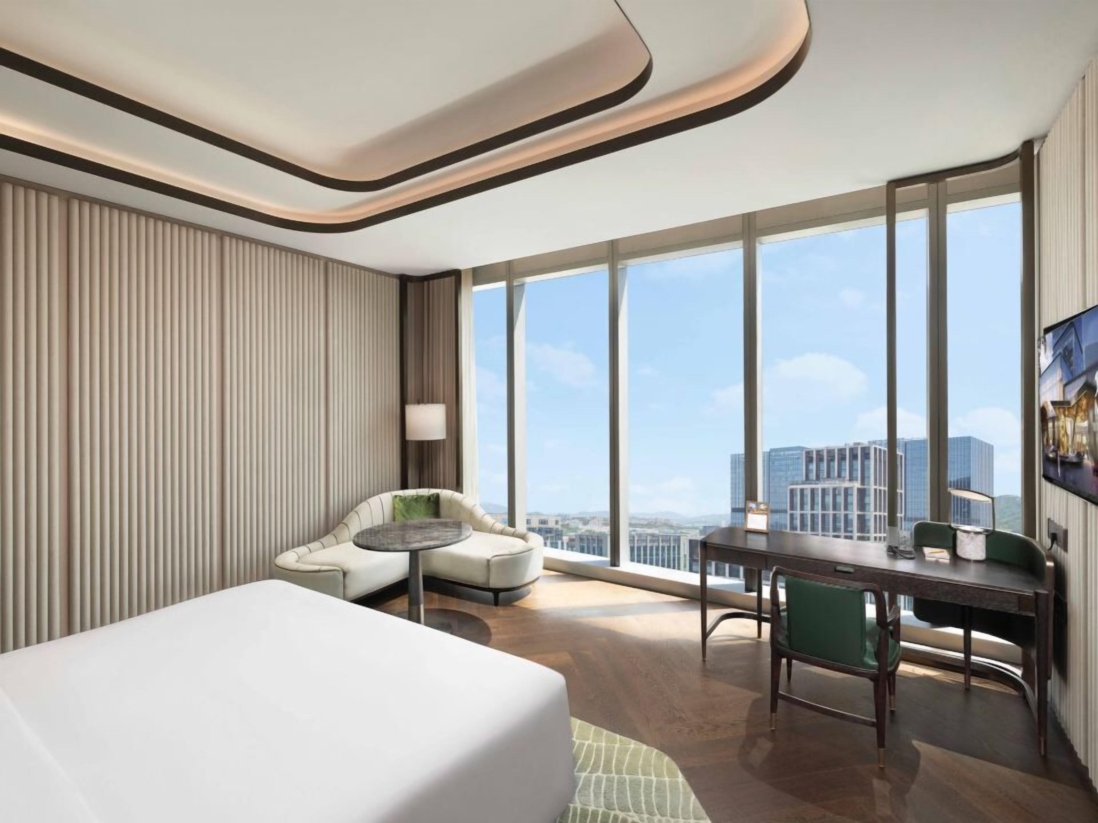 Premium bedding, down duvets, minibar, individually decorated