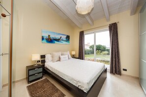 4 bedrooms, in-room safe, iron/ironing board, travel cot