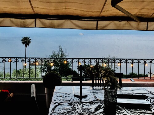 Magnifique triplex pavillionaire face à la Mer