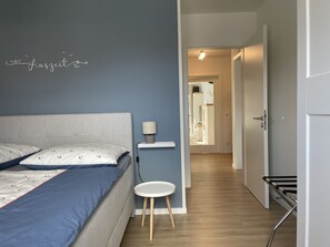 2 Schlafzimmer, Bügeleisen/Bügelbrett, kostenloses WLAN