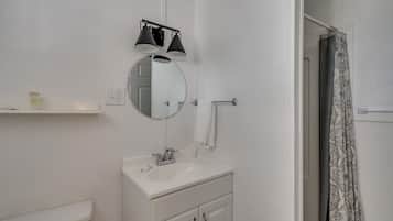 Hair dryer, towels