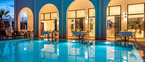 Seasonal outdoor pool