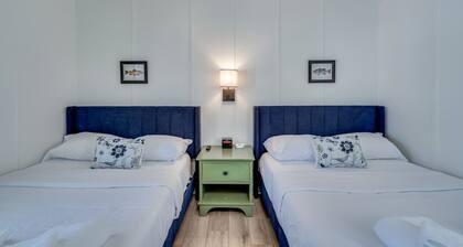 K's Motel with Stunning St. Lawrence River Views - Room 4