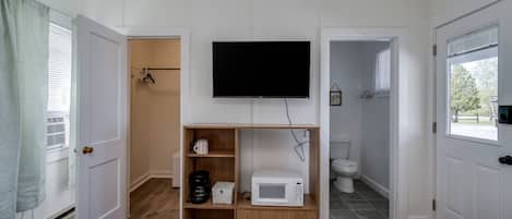 1 Schlafzimmer, BĂŒgeleisen/BĂŒgelbrett, kostenloses WLAN, BettwĂ€sche