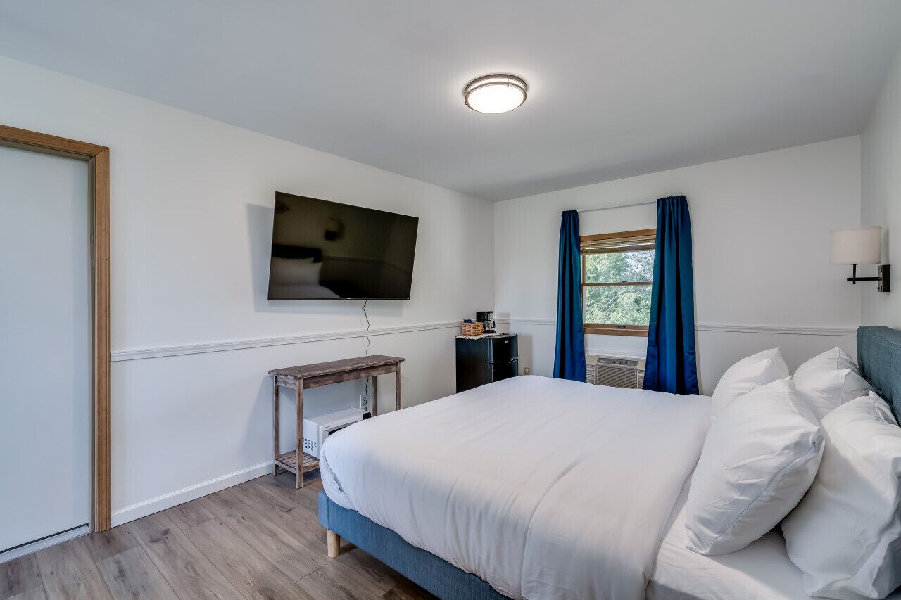 1 habitación, tabla de planchar con plancha, wifi gratis y ropa de cama 