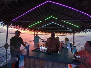 Bar (in der Unterkunft)