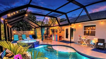 AuĂenpool, beheizter Pool