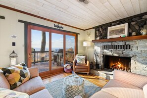 TV connectée, cheminée